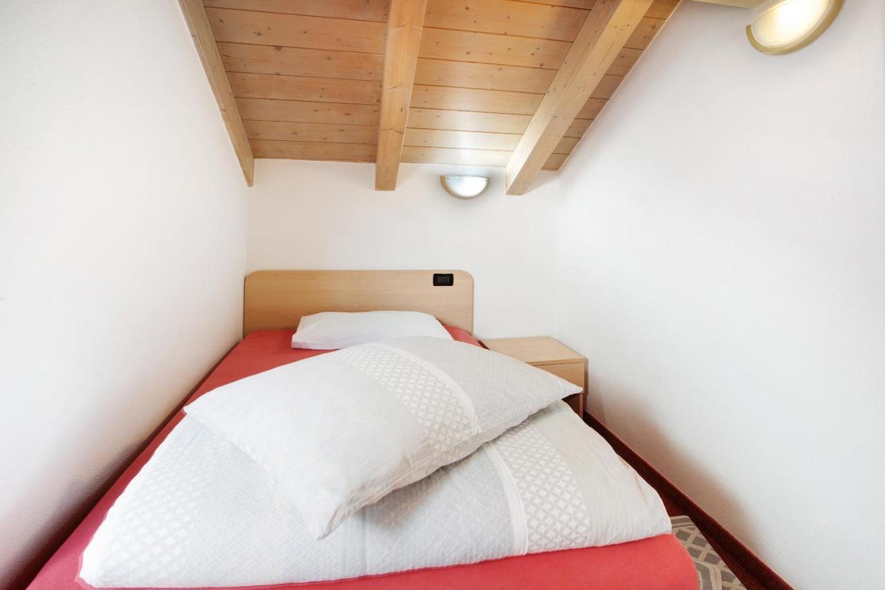 Baita Truzz Appartamento Valle Livigno Exteriör bild