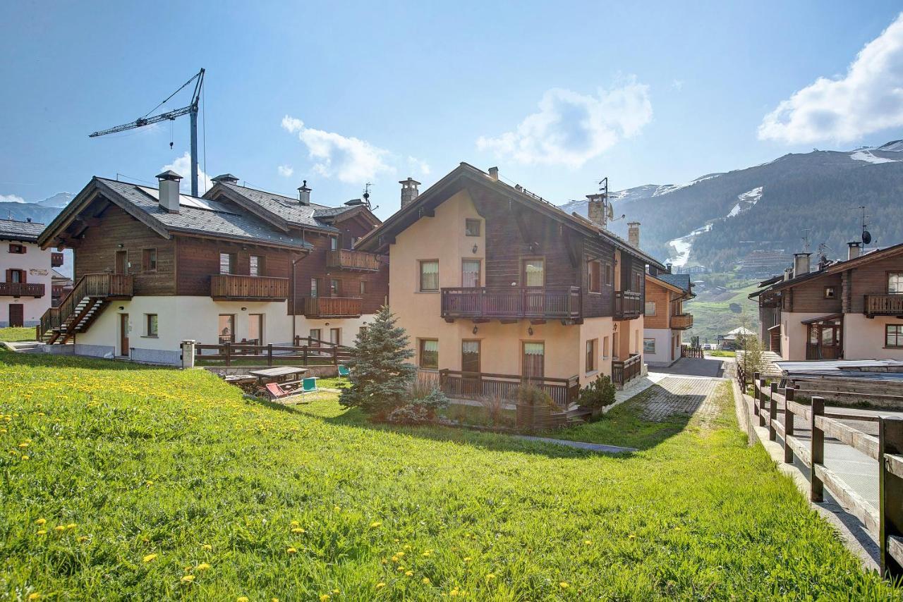 Baita Truzz Appartamento Valle Livigno Exteriör bild